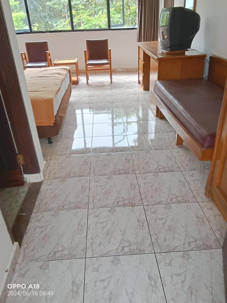 Hotel Kumala Samudra Cikakak Ngoại thất bức ảnh
