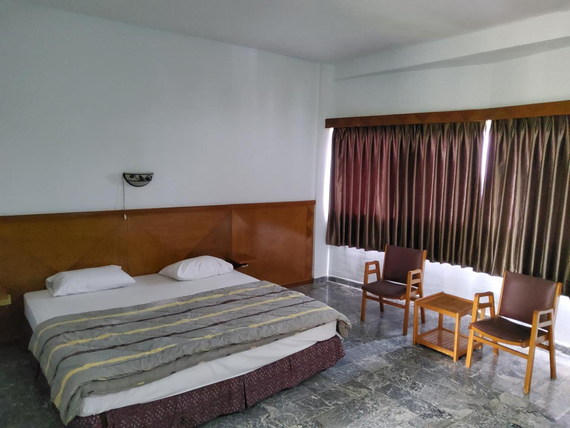 Hotel Kumala Samudra Cikakak Ngoại thất bức ảnh