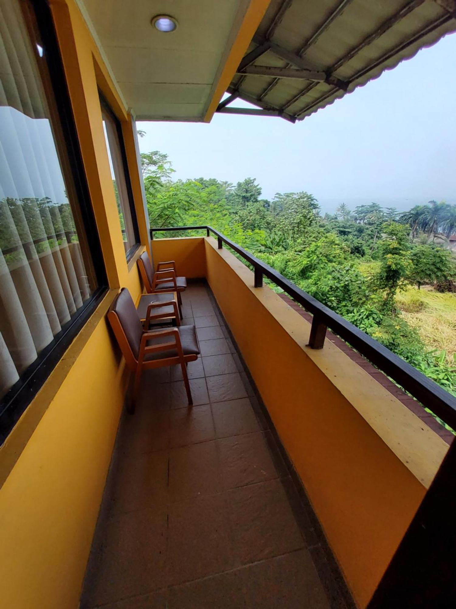 Hotel Kumala Samudra Cikakak Ngoại thất bức ảnh